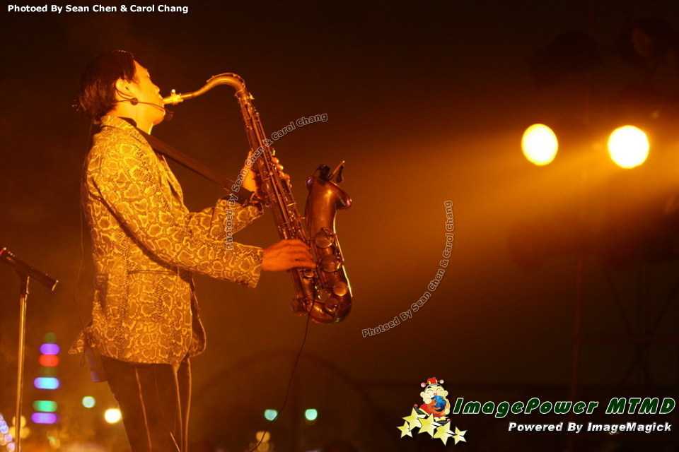 [府城活動] Just Jazz就是爵士樂團11日晚上在安平漁人碼頭舉辦大型公益音樂會