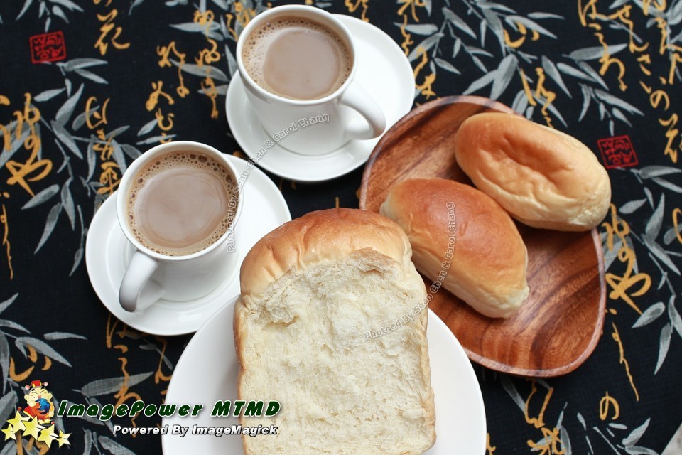 靈芝咖啡與手工麵包的早餐